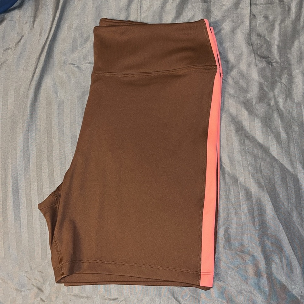 LAST CHANCE Pink active 6” biker shorts - Picture 12 of 14